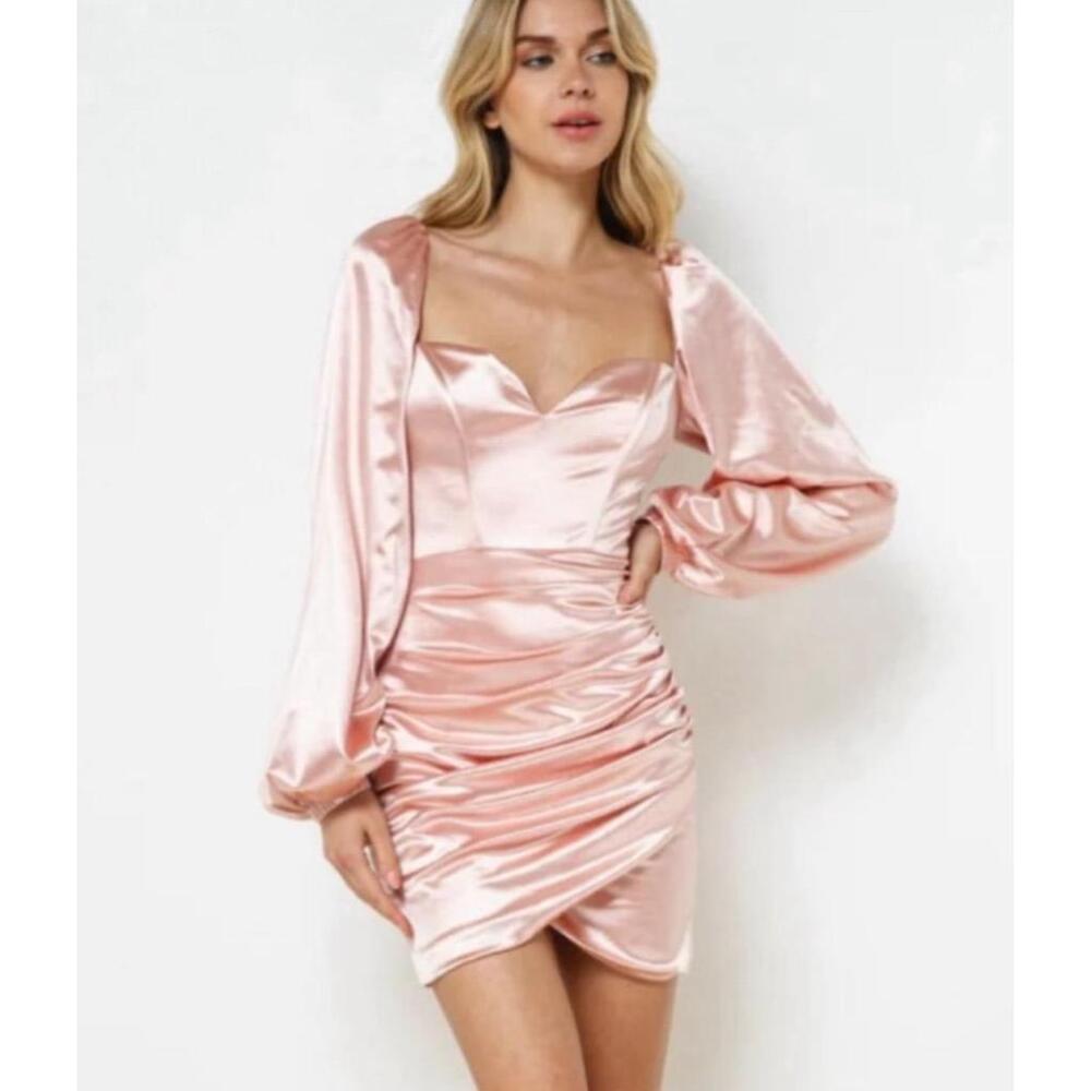 NWOT D&M Vintage y2k Ruched Satin Puff long Sleeves Heart blush party Dress M
